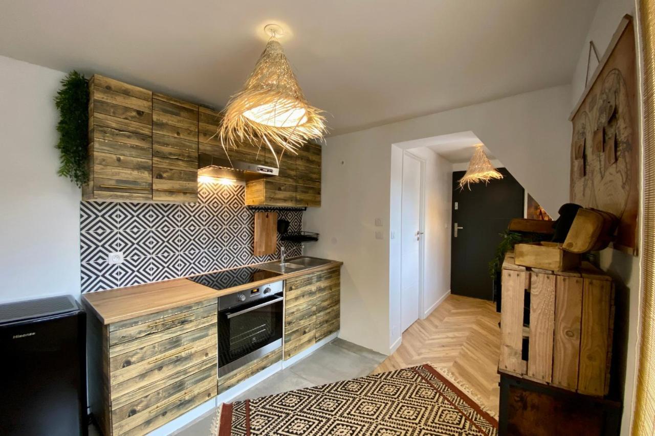L'Expedition - Best Keys - Experience Unique - Deco Immersive - Lit Queen Size & Canape Convertible - Centre Ville - Netflix & Wifi Illimite - Check-In Autonome - Parking Gratuit Villeneuve-sur-Yonne Екстериор снимка